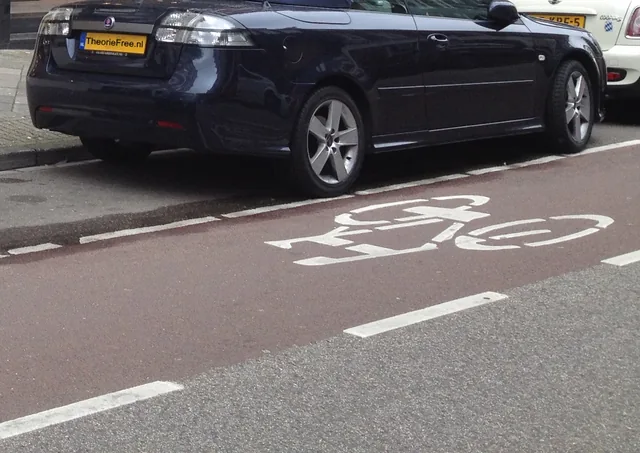 Fietssymbool op het wegdek als voorbeeld van een vaksymbool
